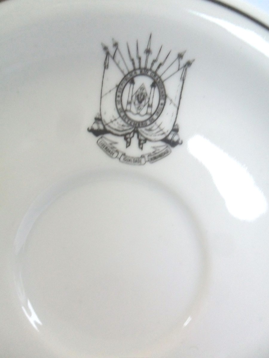 Antigo Jogo De Chá E Café, Porcelana Schmidt Floral Com Ouro